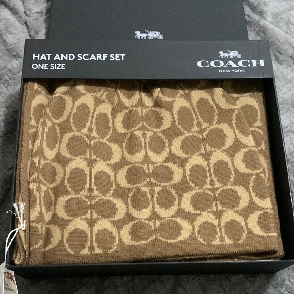 Coach hat and scarf set